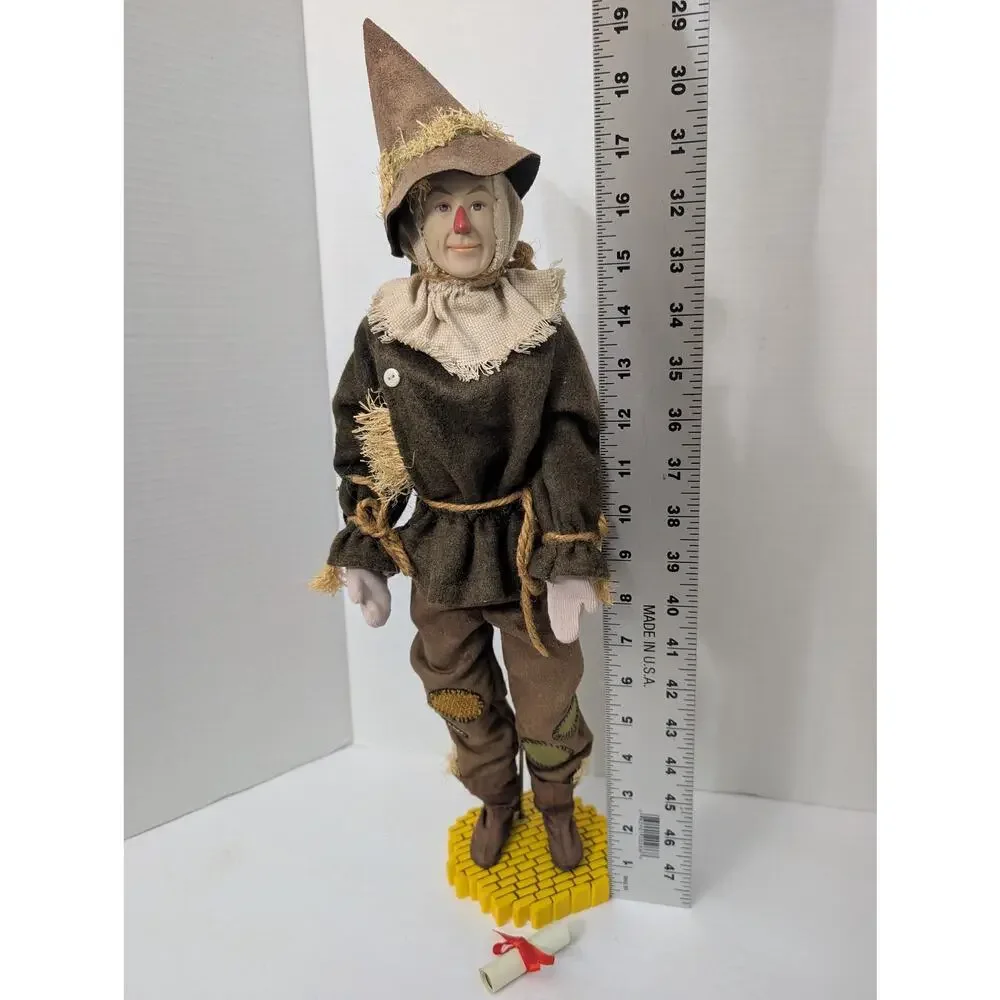 2006 Tonner Wizard of Oz Scarecrow 16